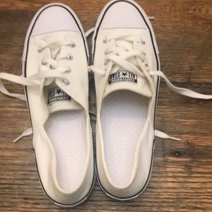 Converse all-starssize 9